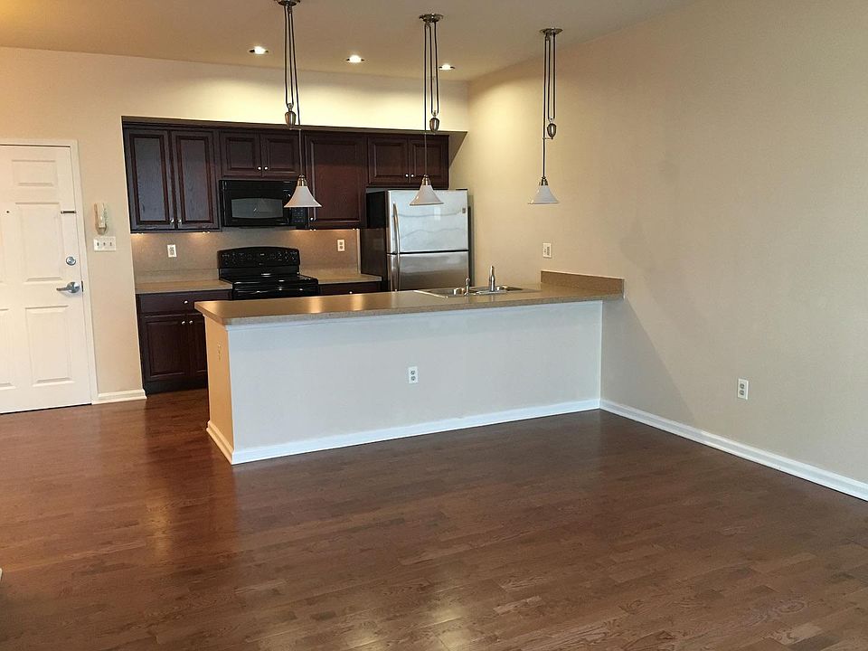 2nd image of 134 Bridge St Suite 203