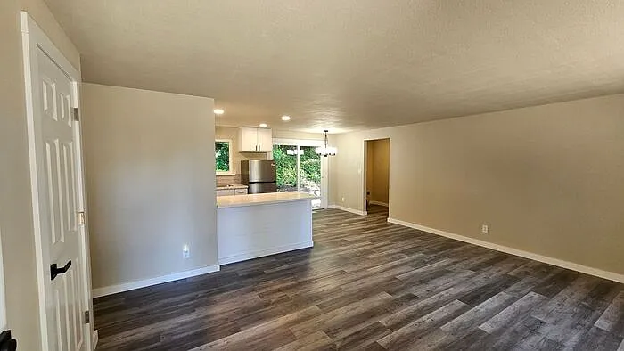 4727 114th Ave E — Photo 2