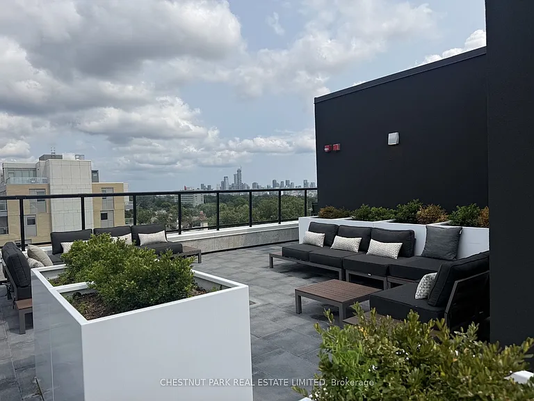 863 Saint Clair Ave W #603 — Photo 24