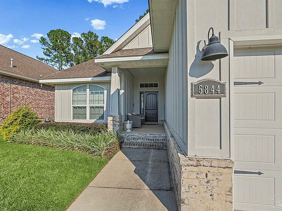 3rd image of 5844 Dunridge Dr