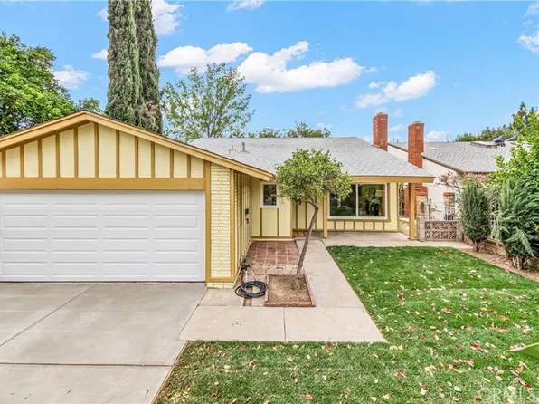 20010 Eccles St, Winnetka, CA 91306
