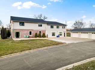 4111 Frisbie Rd, Shawnee, KS 66226