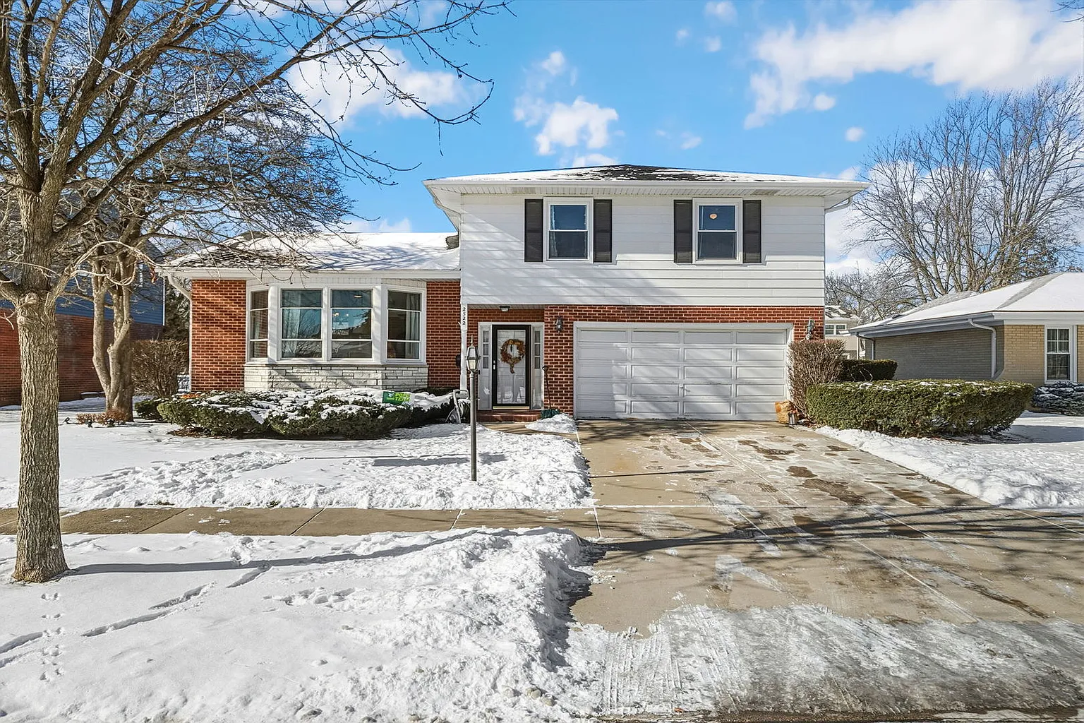 2522 N Brighton Pl photo 1