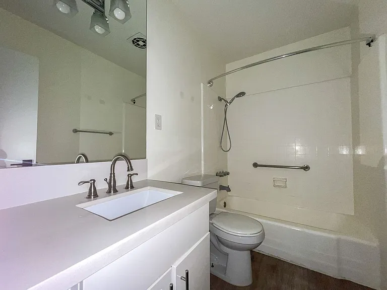 12128 Ramona Ave — Photo 17
