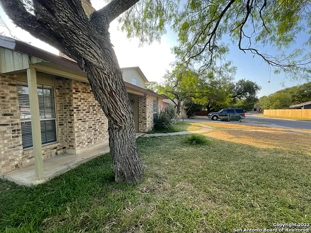 14412 Castlebury Dr — Photo 18