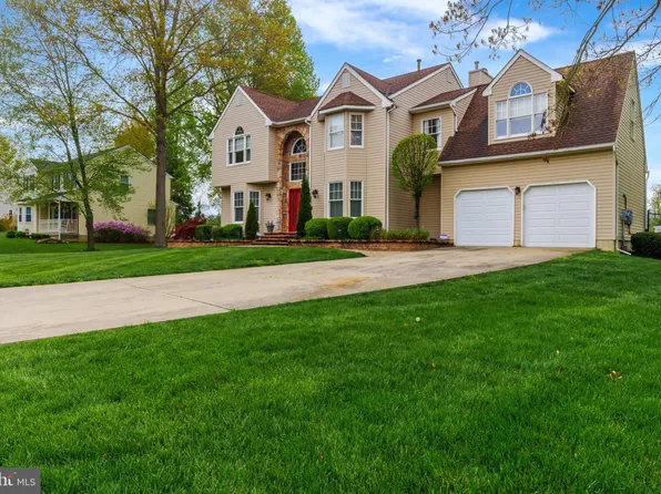 107 Cider Press Dr, Mullica Hill, NJ 08062