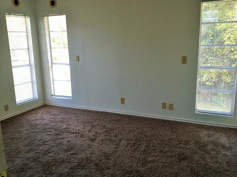 6331 Siers St #B — Photo 4