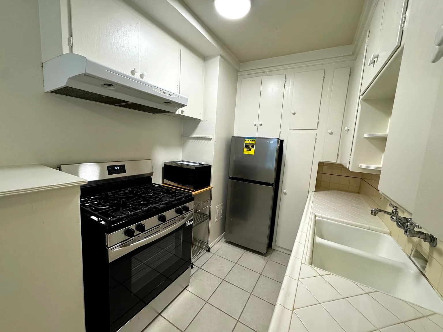 1271 N. Crescent Heights Blvd — Photo 3