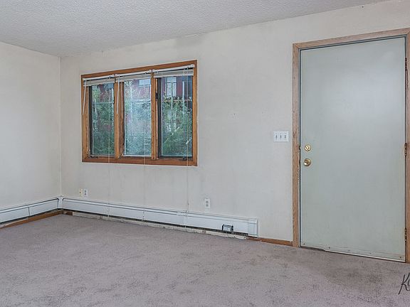 4th image of 327 W 5th Ave APT 3