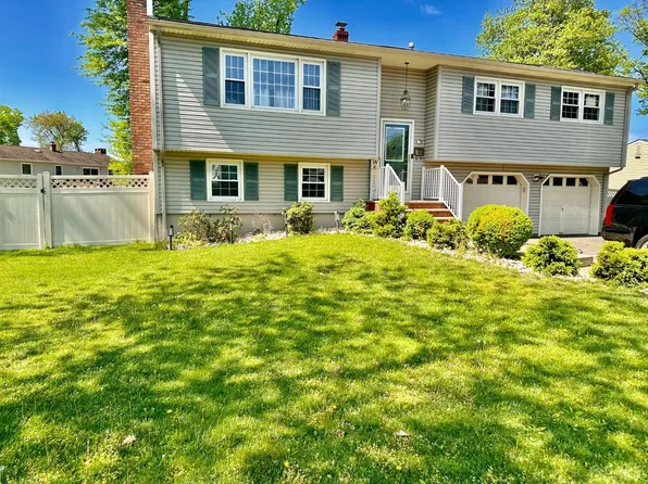 1386 Schindler Dr, South Plainfield, NJ 07080