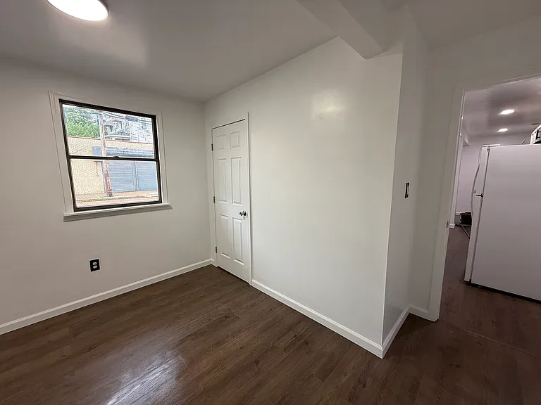 1301 Kennedy Ave #1 — Photo 11