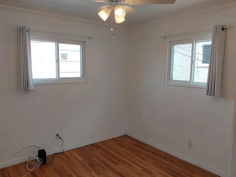 6220 Stanley Ave — Photo 6