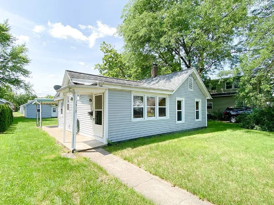 1319 W Madison St