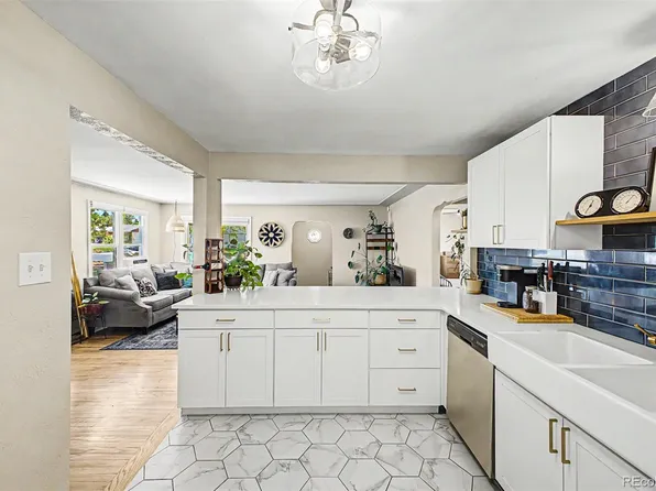 2758 S Irving Street, Denver, CO 80236