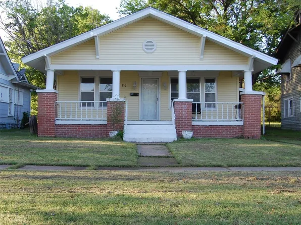 810 W Gentry St, Henryetta, OK 74437