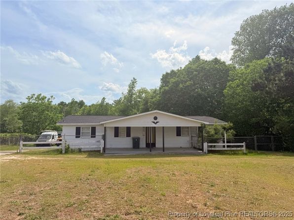 13752 East Hwy, Fairmont, NC 28340