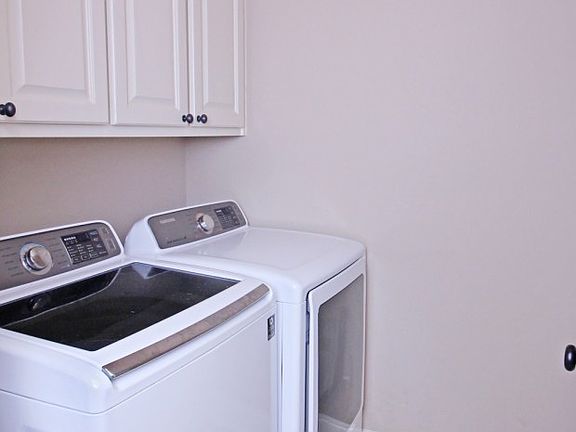 4th image of 40451 Augustin Ave