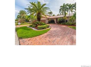 3362 NE 171st St, Miami, FL 33160
