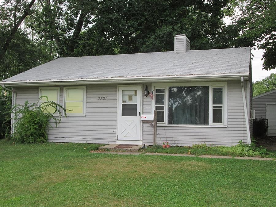 1st image of 3721 Whitcomb Ave
