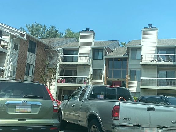 3rd image of 1102 Castle Harbour Way