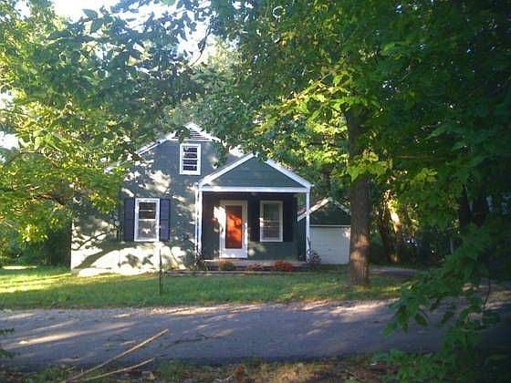 1st image of 808 N William St
