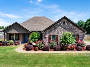145 Jennifer Ln, Deatsville, AL 36022