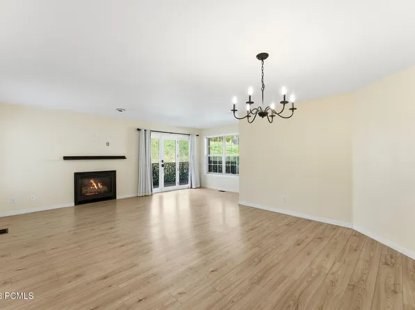 1041 W Grindelwald Ct #R-5, Midway, UT 84049