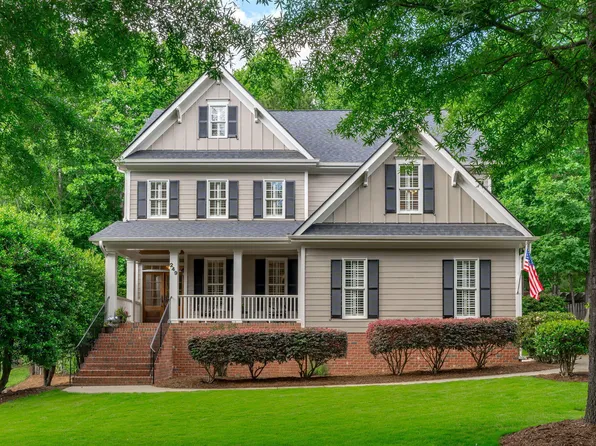 249 Grantwood Dr, Holly Springs, NC 27540