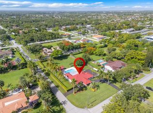 9900 SW 62nd St, Miami, FL 33173