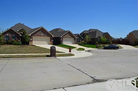 2nd image of 2344 Collin Dr