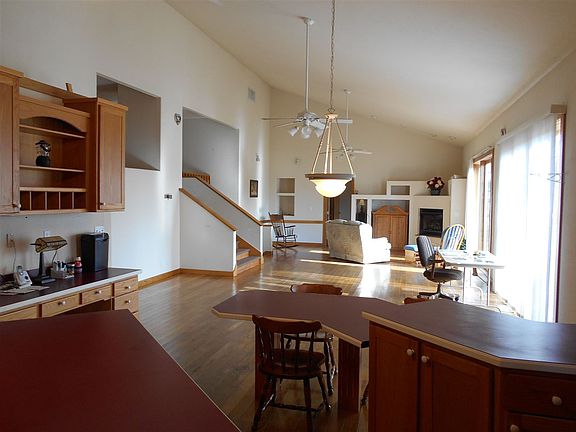 4th image of 1163 S Snowball Ln