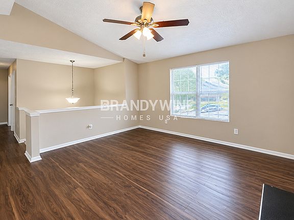 4th image of 2600 Clifton Downs Trl