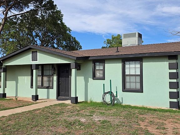 3rd image of 600 Zeneta Ave