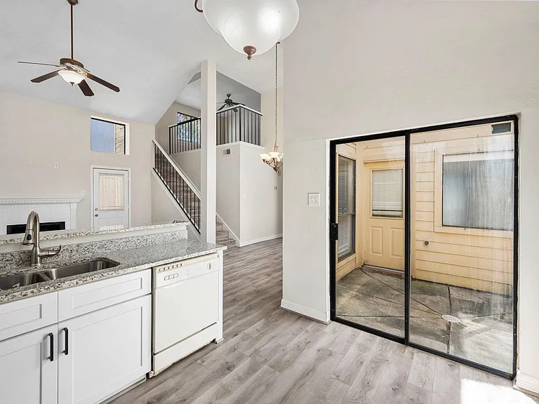 15419 Scenic Haven Dr — Photo 9