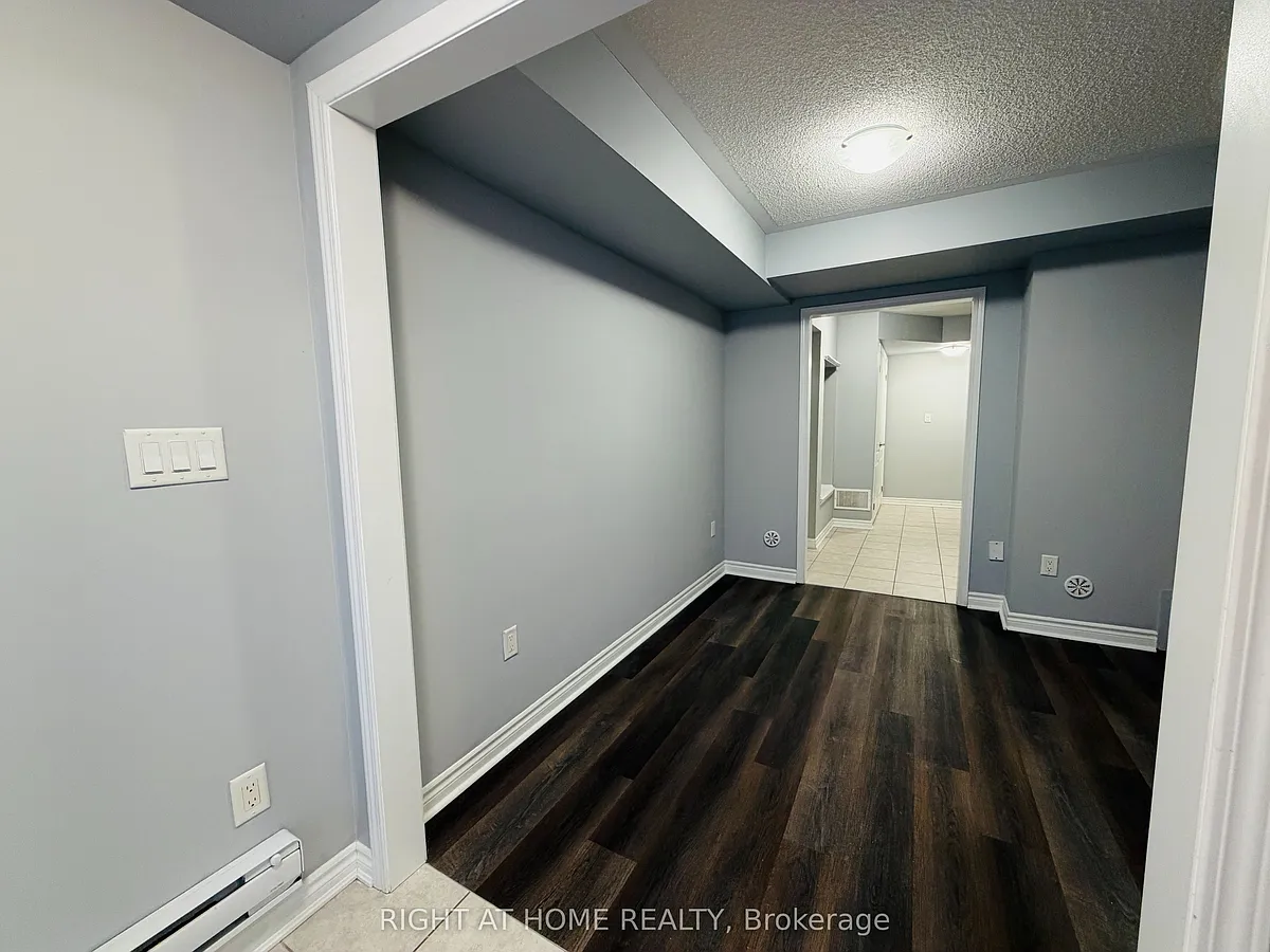 Building Photo - 1633 Leblanc Ct