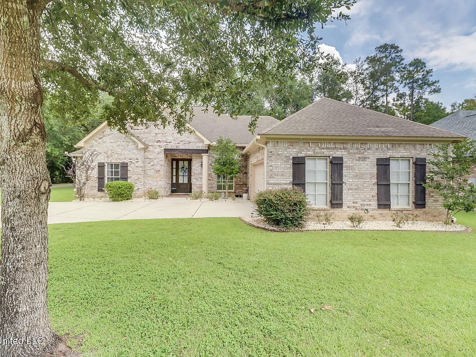 1st image of 7334 N Aberdeen Dr
