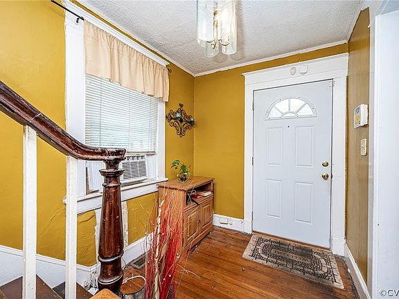 4th image of 633 Jefferson Pl