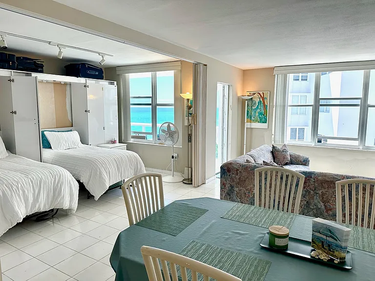 5001 Collins Ave #10G — Photo 3