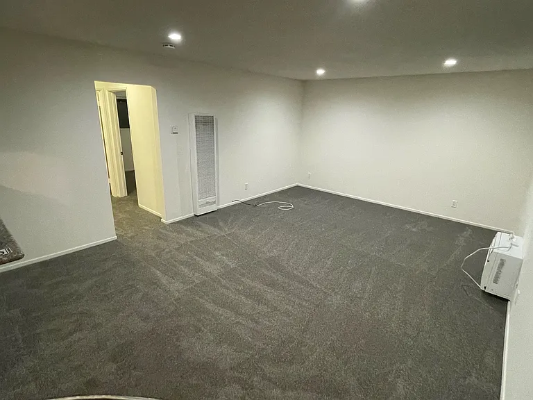 Kahlua Apartments — Photo 13
