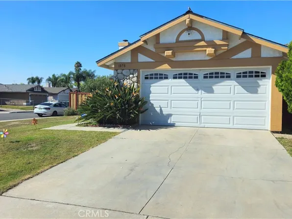 1878 Neptune Dr, Perris, CA 92571