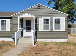 212 W 19th St, York, NE 68467