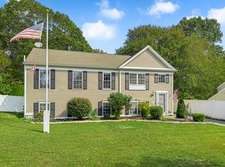 201 Daniel Brown Dr, Groton, CT 06355