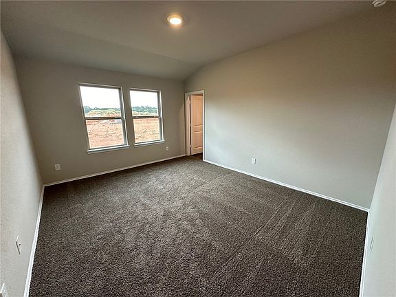 4th image of 304 Rockbridge Dr