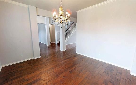 5th image of 6400 Creekdale Dr