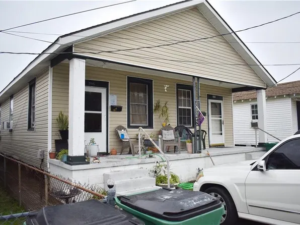 544 2nd Ave, Harvey, LA 70058
