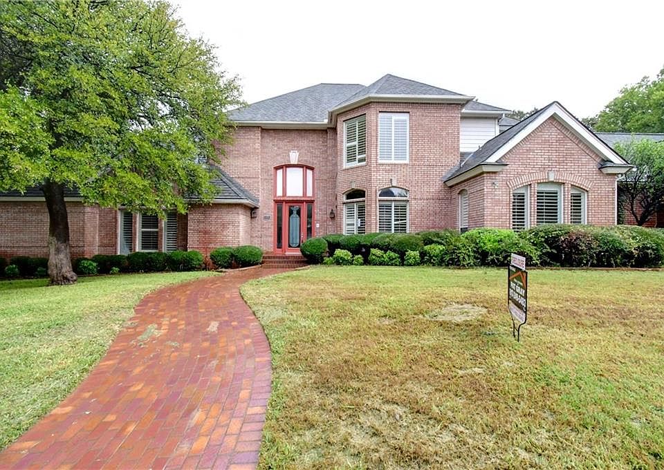 1st image of 5005 Deerwood Park Dr