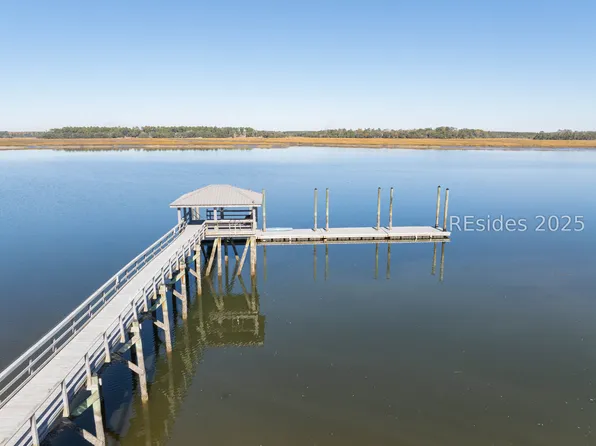 39 Reserve Dr, Seabrook, SC 29940