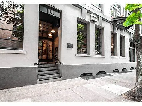 1011 NW Glisan St Unit 307 photo 1