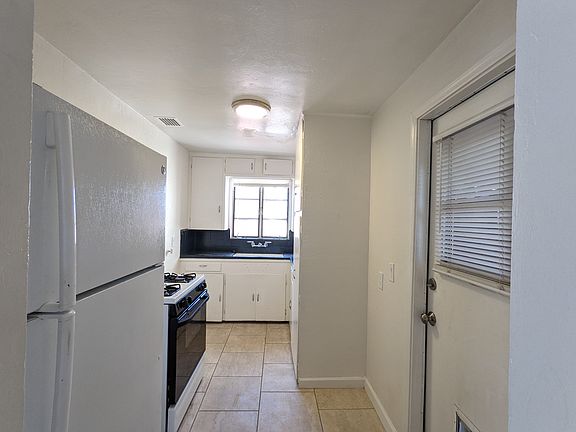 4th image of 3031 N Ann Eve Pl