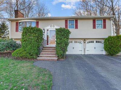 10 Karen Ann Dr, Bristol, RI, 02809